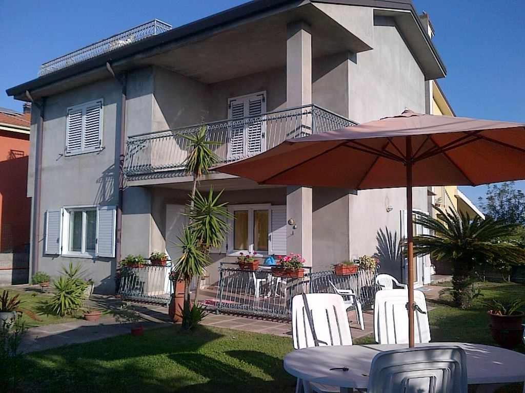 Bb Guest House Ogliastra Tortoli Bagian luar foto